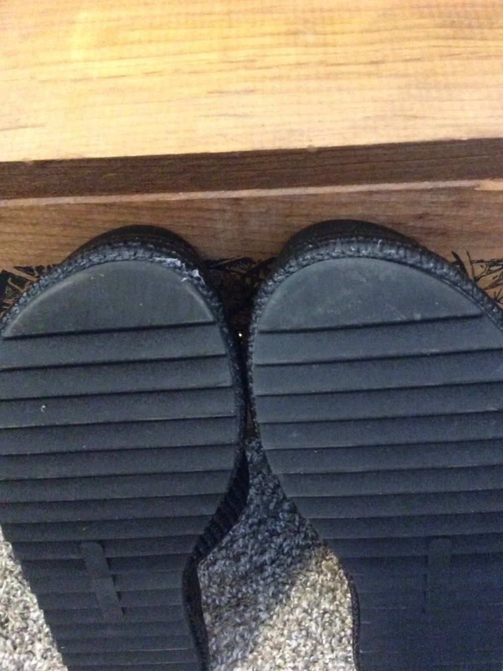 W's Walk Of Shame Sandals - 2 strap platform slides - Black w/ Gold - size  9 - Picture 6 of 11
